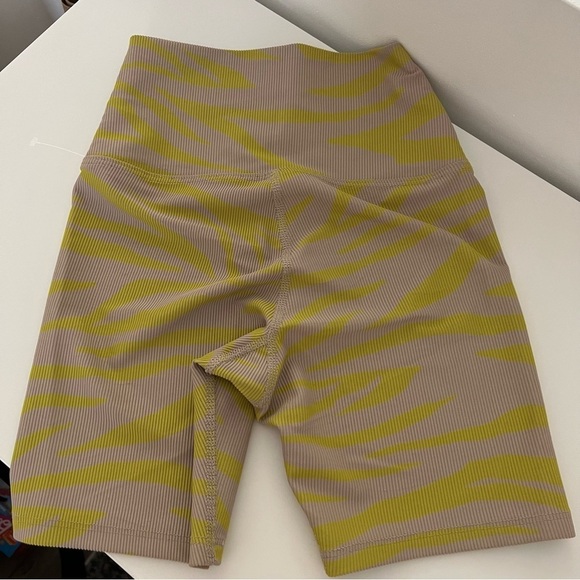 Beach Riot  Biker Shorts size XS - Picture 3 of 5